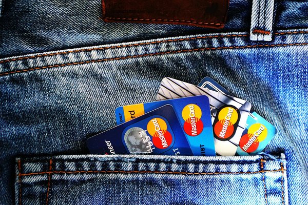 Revolut et le voyage: transferts d'argent et paiements à l'étranger